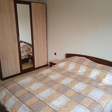 Джессика Апартмент Veliko Tarnovo Buitenkant foto