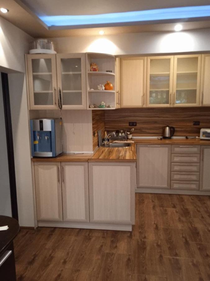 Джессика Апартмент Veliko Tarnovo Buitenkant foto