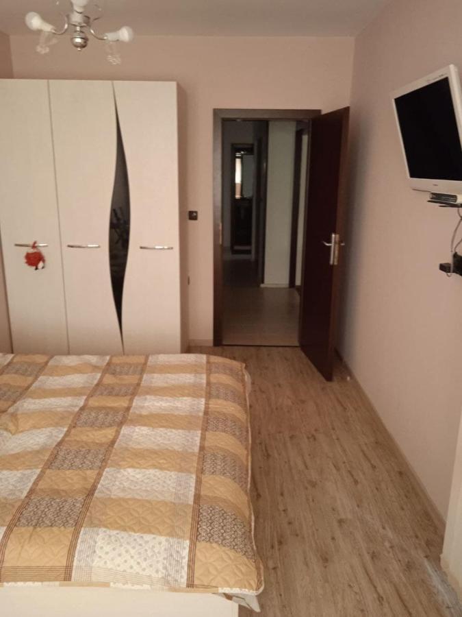 Джессика Апартмент Veliko Tarnovo Buitenkant foto